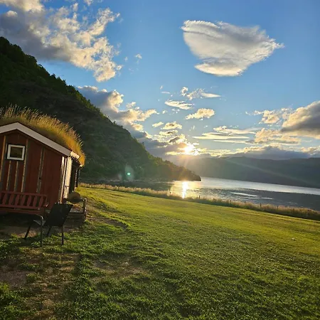 Forhamna - The By The Sea Casa de Férias Lyngen